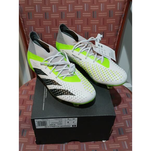 New Men's 7 Women's 8 Adidas Predator Accuracy .1 Firm Ground Soccer Cleat - Picture 3 of 11